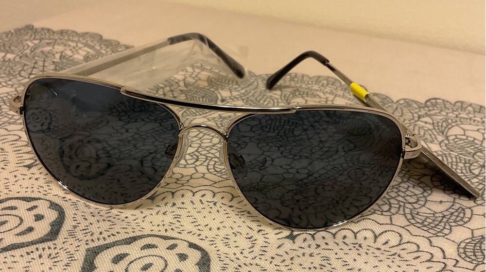 NWT Foster Grant Polarized Maxblock Sunglasses Silver Aviator